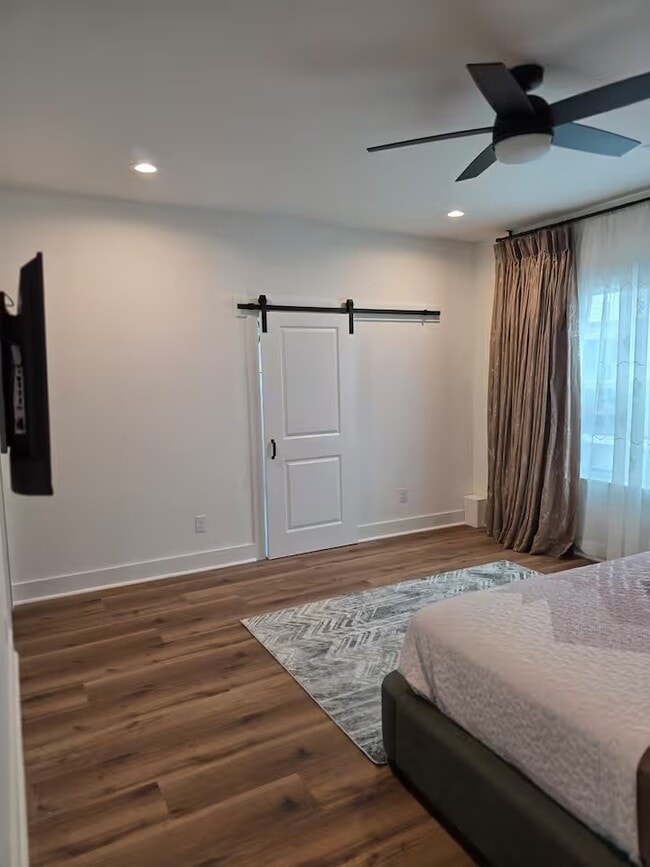 Photo - 1106 Paul Quinn St