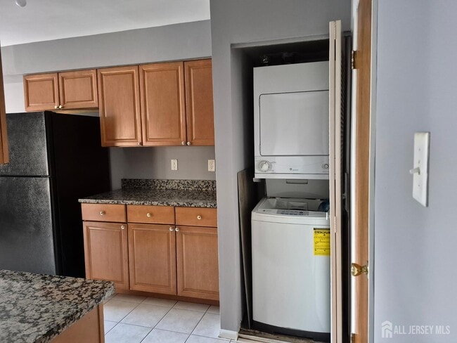 Photo - 915 Edison Glen Terrace