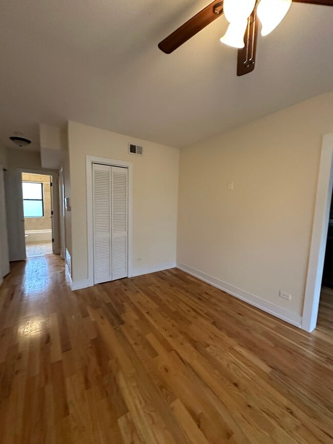 Photo - 2948 N Seminary Ave Unit 1BED