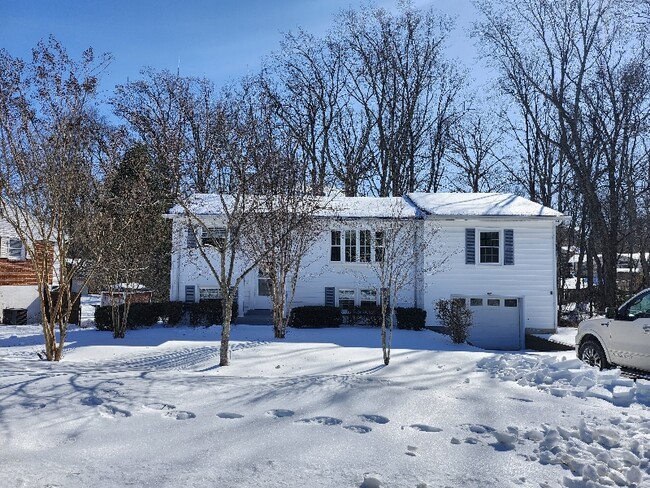 Building Photo - 3627 Forestdale Ave