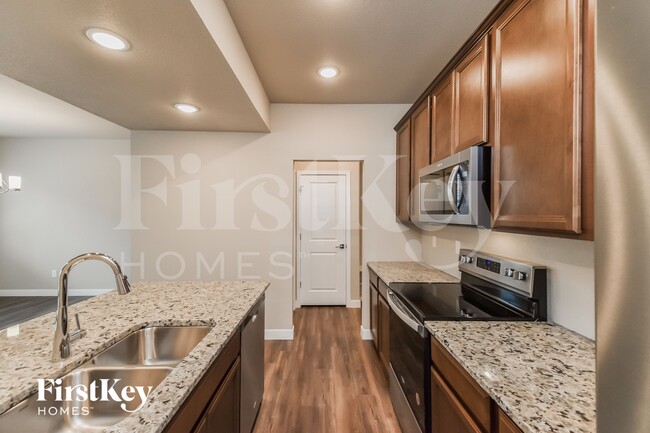 Photo - 11172 Murrelet Dr