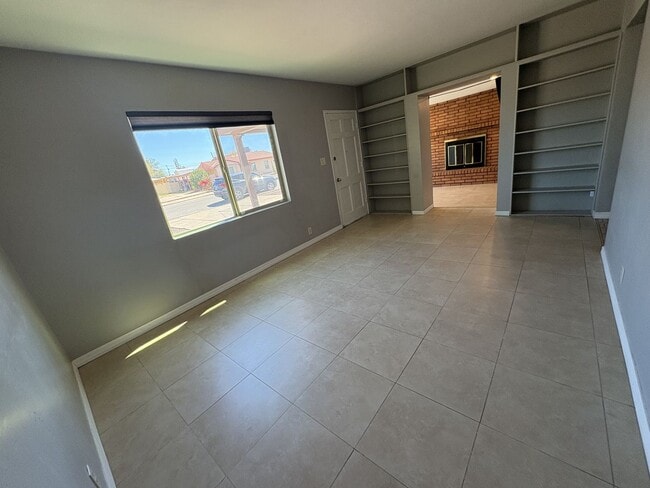 Photo - Central Tucson, close to University of Arizona and more!!!