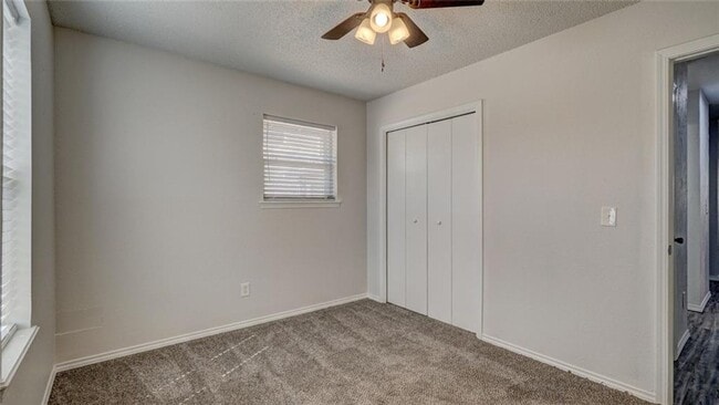 Photo - 4 Bed 2 Bath-South Gate Addition of Moore, OK