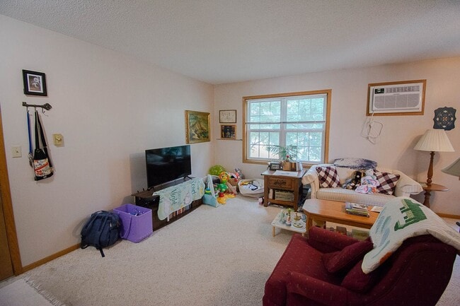 Photo - 2321 30th Ave NW Unit #C