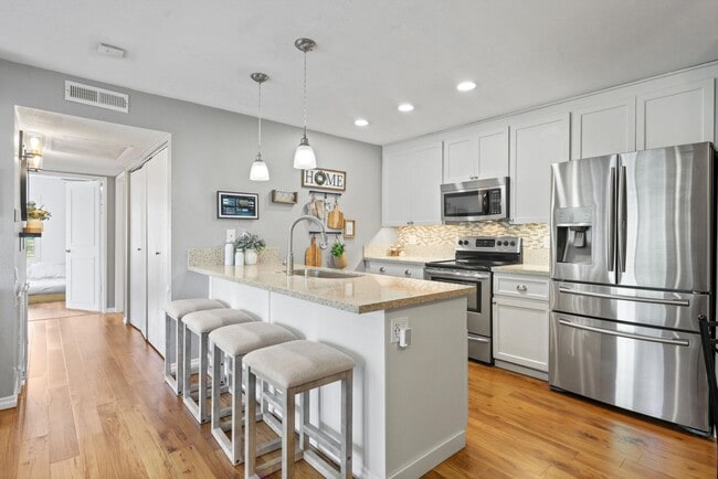 Photo - beautifully upgraded 2-bedroom, 1-bath condo in the highly desirable Bench Mark Villas Community