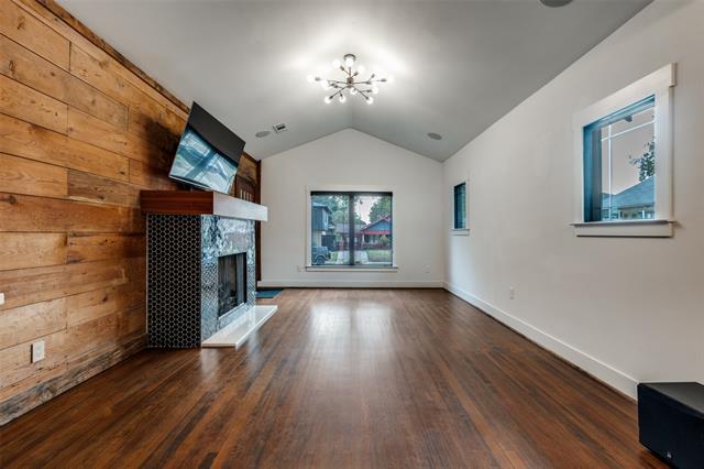 Photo - 5819 Prospect Ave