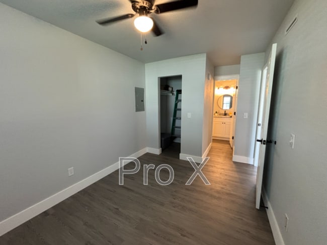 Photo - Parkside Flats