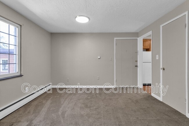 Photo - 315 Beattie Ave Unit 3