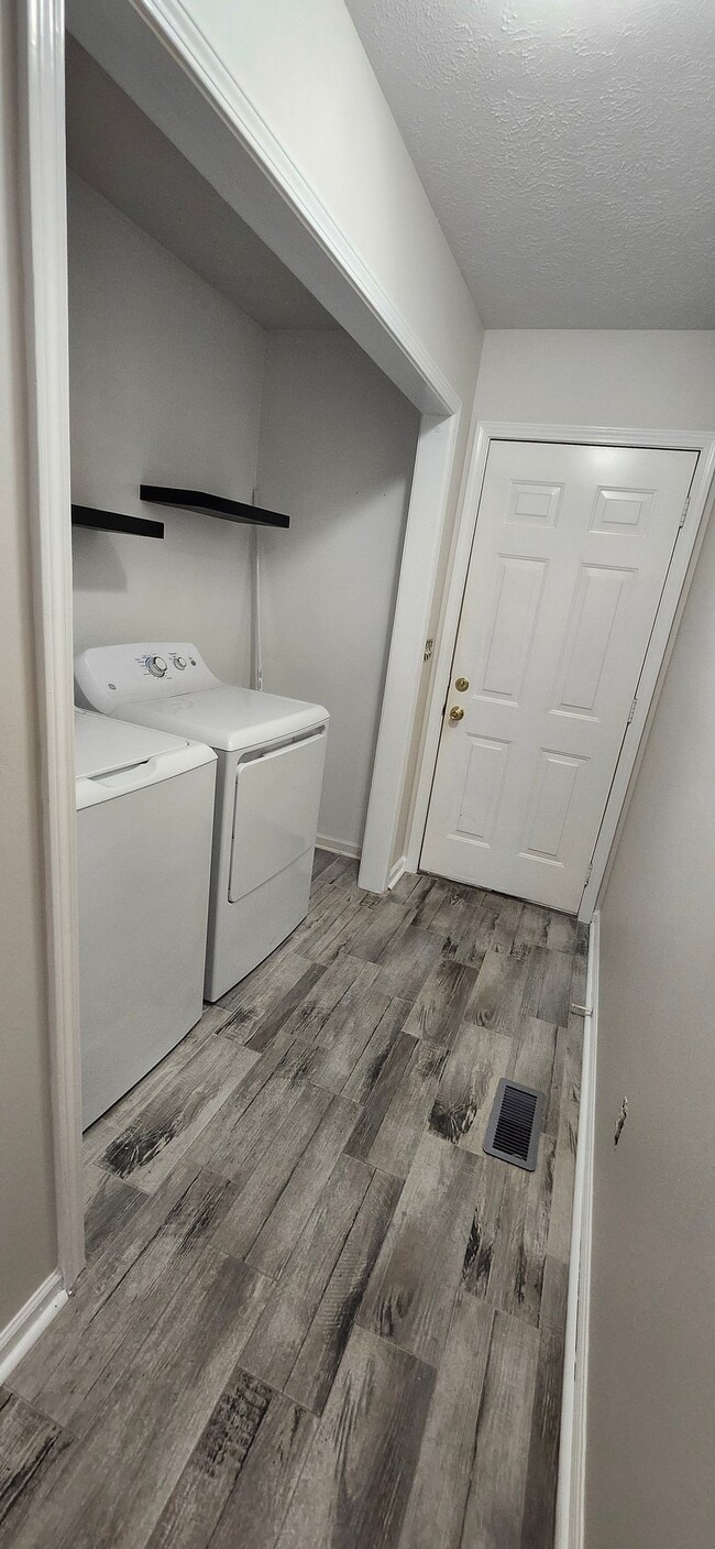 Photo - 2308 Forrest Fields Dr