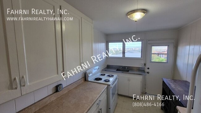 Photo - 1009 Maluna St