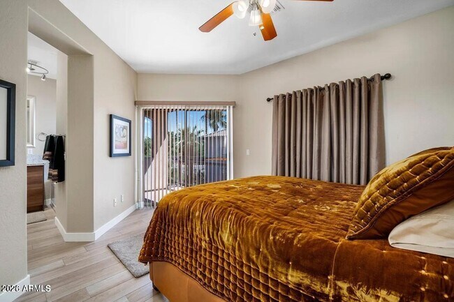 Photo - 2019 E Campbell Ave Unit 118