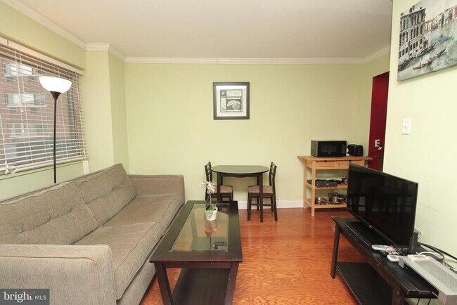 Photo - 2101 Chestnut St