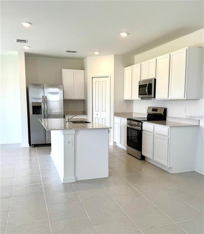 Photo - 3430 Howell Dr