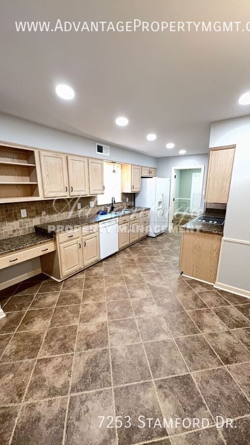 Photo - 7253 Stamford Dr