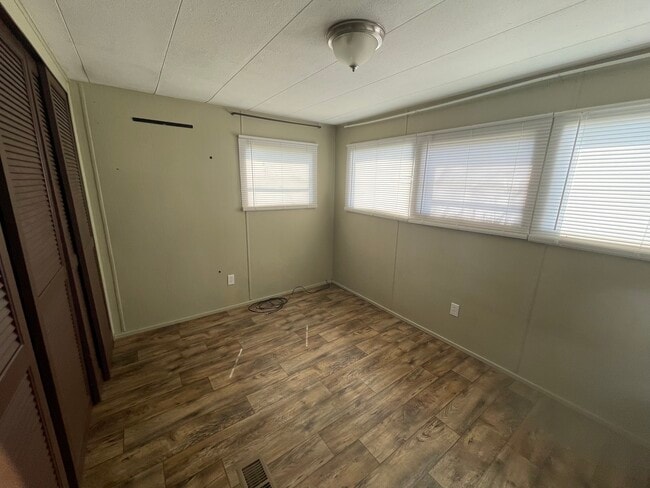 Photo - 166 1st St