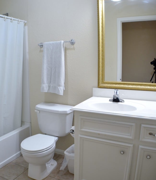 Bath w/shower/tub - 1404 April Villa W Unit A
