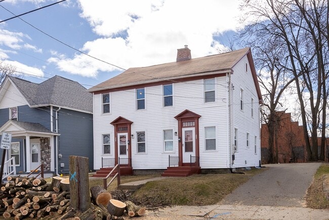Photo - Trail St 223-225 W Unit 225