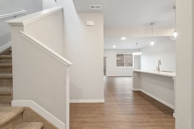 Photo - Sophisticated End-Unit Living Close to USAFA & Peterson — January Rent Free