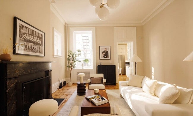 Building Photo - 3 E 9th St Unit SI ID1473048P