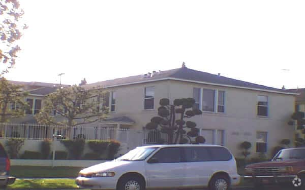 4559 4561 N Banner Dr Apartments For Rent In Long Beach Ca