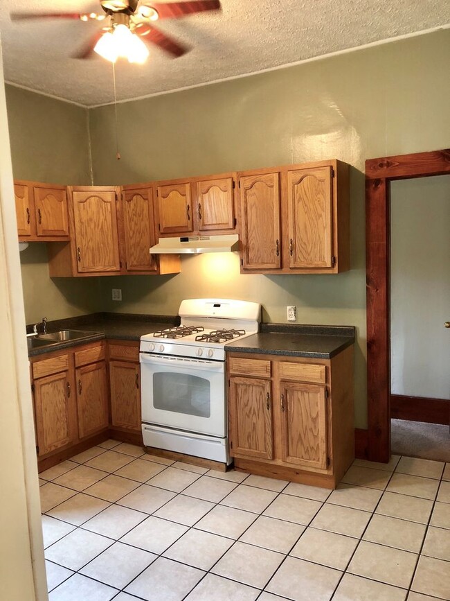 Photo - 15 Hanna Pl Unit 15 #1