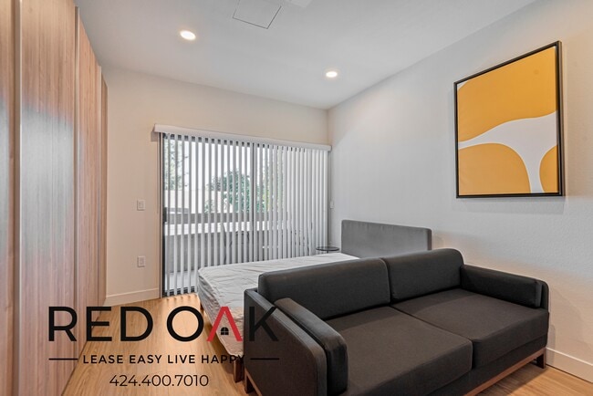 Building Photo - 7810 Topanga Canyon Blvd Unit 214B Rental