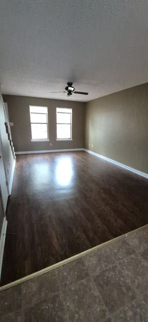 Photo - 1407 Brownstone Ave SW Unit 3