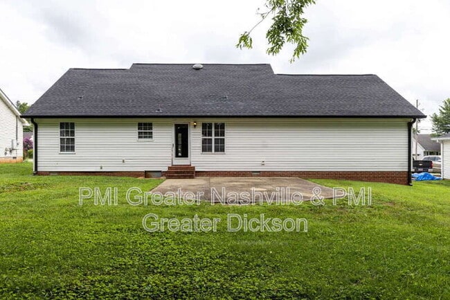 Photo - 2414 Lismore Dr