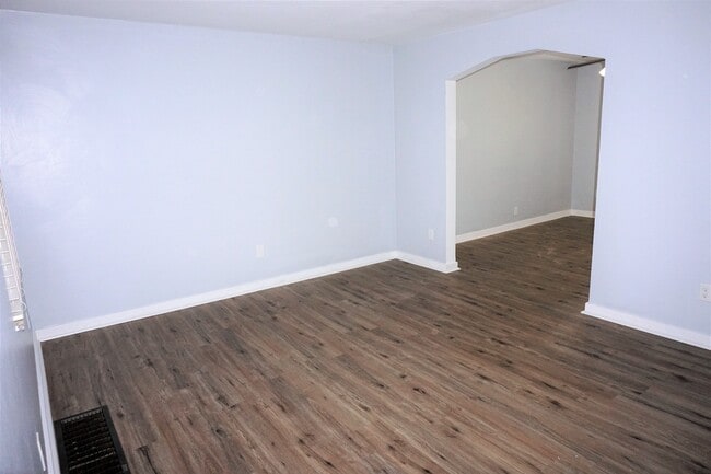 Photo - 3143 Glendale Ave