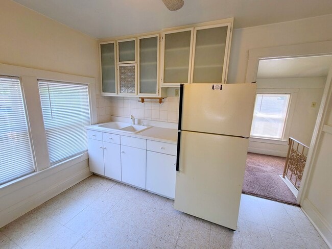 Photo - 1217 1/2 E Jackson Unidad 1217 1/2 E Jackson