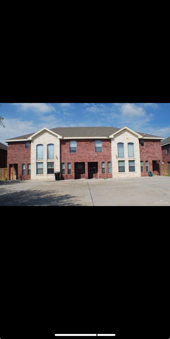 Photo - 106 S 48th Ln Apartments Unit 1