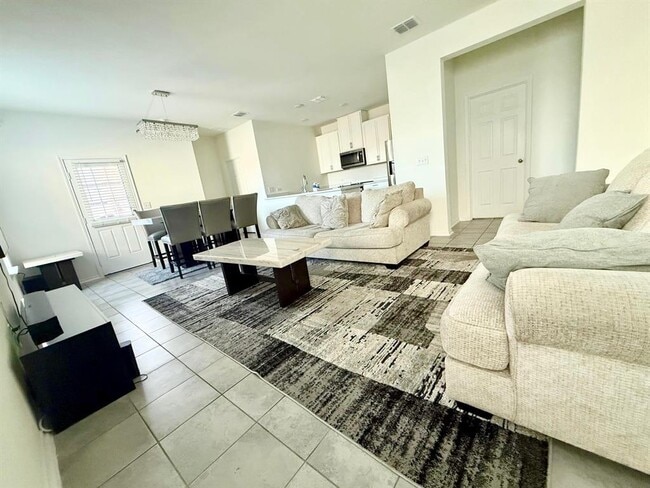 Photo - 7203 Summer Tanager Dr