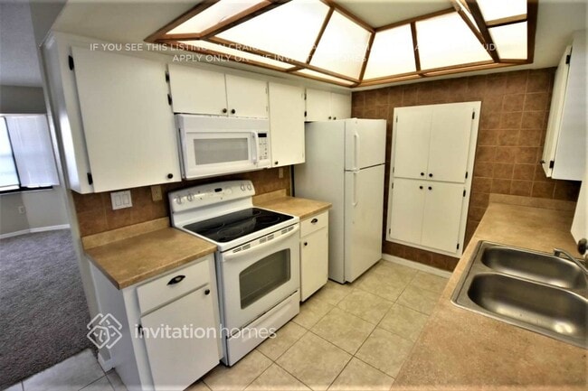 Photo - 4320 Trout Dr SE