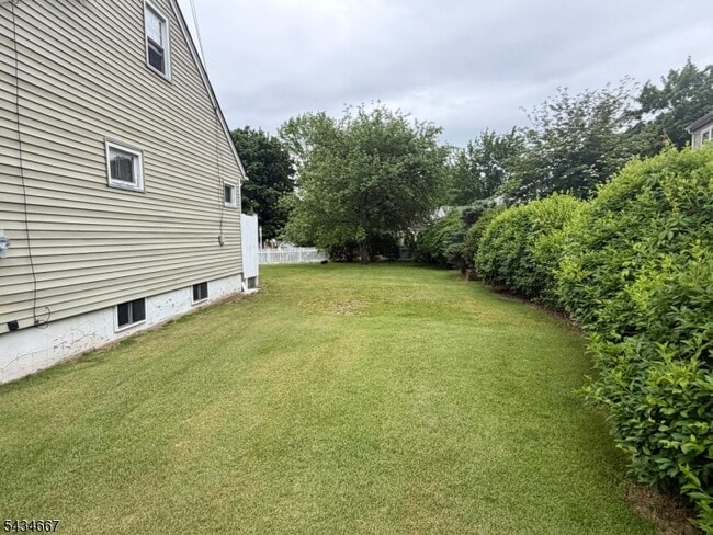 Photo - 5 Mulberry Ln