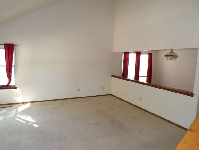 Photo - Four Lakes - Centennial - 3 Bedroom - 3 Ba...