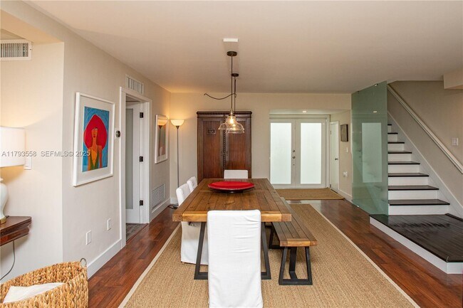 Photo - 258 Seaview Dr