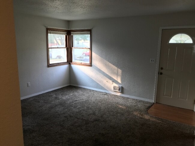 Photo - 2909 E Claudette Dr