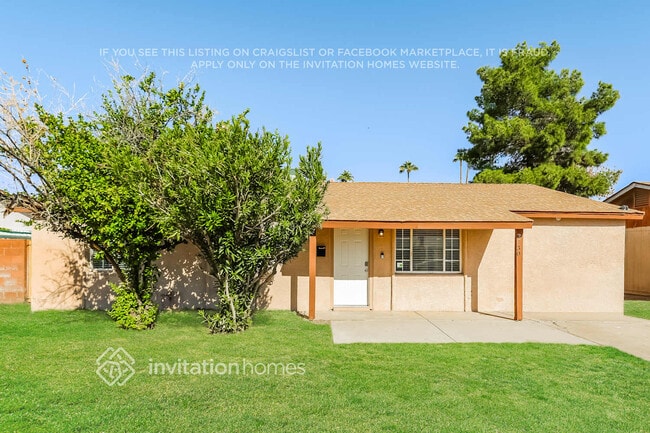 Building Photo - 3730 E Eugie Ave