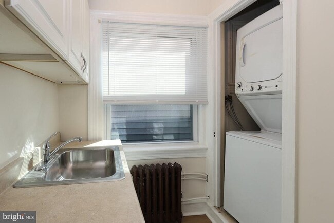 105 S Wayne Ave Unit 2ND FLOOR