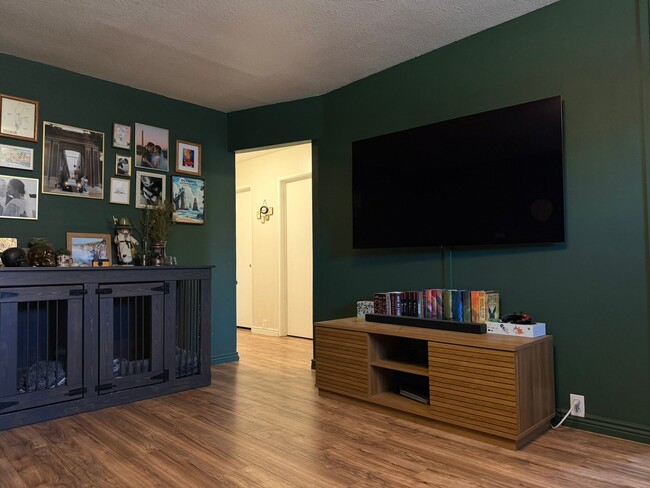 Photo - 1054 N 500 W