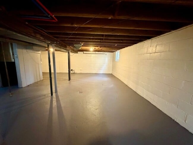 Photo - SECTION 8 ONLY 3 Bedroom 1 Bath For Lease