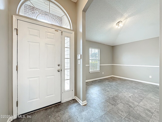 Photo - 3020 Golden Pond Blvd