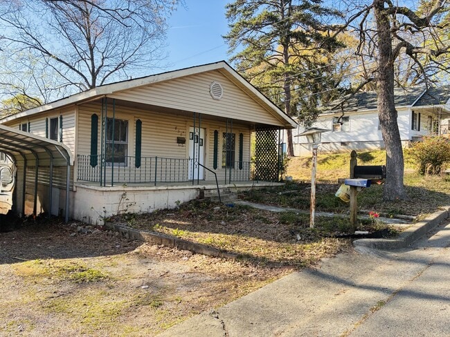 Photo - 838 N 34th St