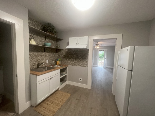 Photo - 2023 Beaver Ln