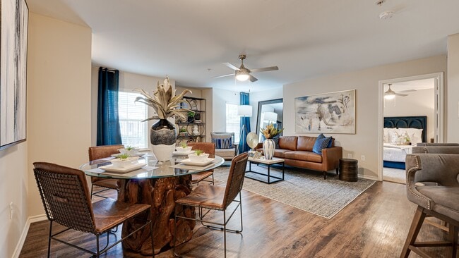 Photo - Knox Allen Station