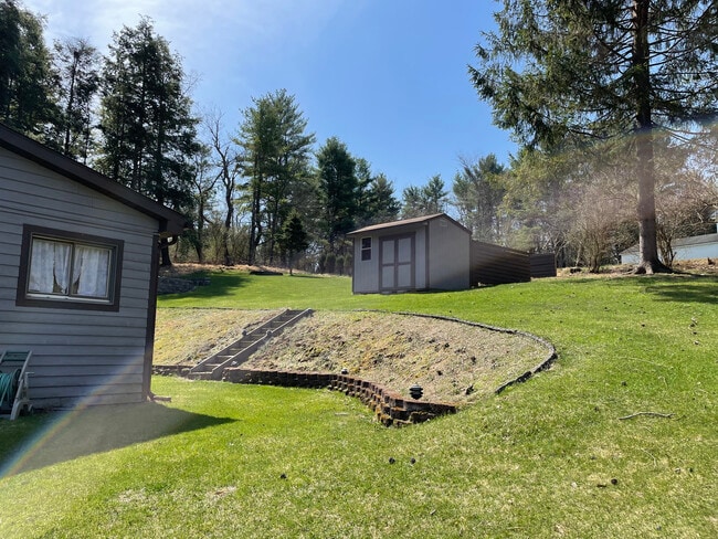 Photo - 4314 Tadpole Rd