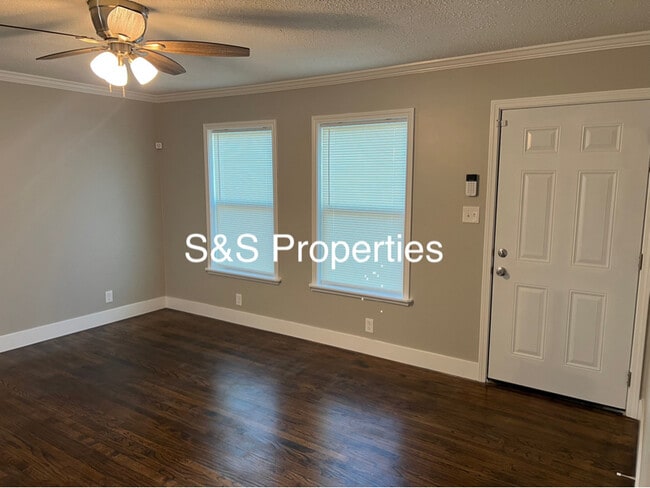 Photo - 5326 W 11th Pl