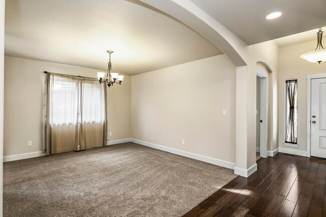 Photo - Charming 3-Bedroom Home in Gardenside – Mo...