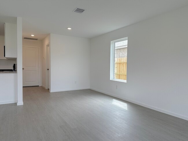 Photo - 6242 Alder Crk Dr