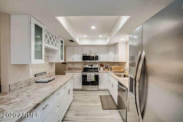 Photo - 9609 E Cedarwood Dr